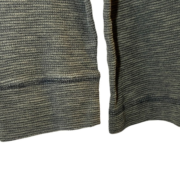 Denver hayes shirt v-Neck olive green size L - Picture 2 of 5